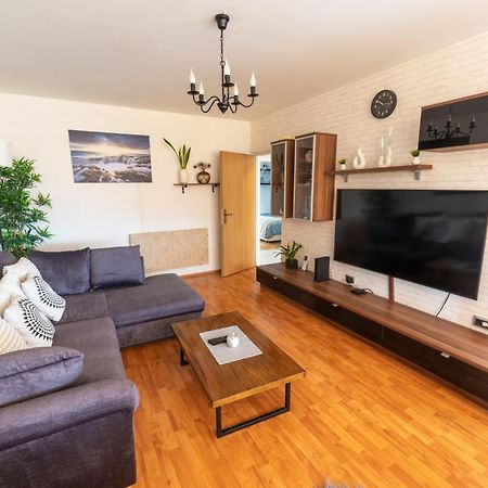 Apartment Vita 伊佐拉 外观 照片